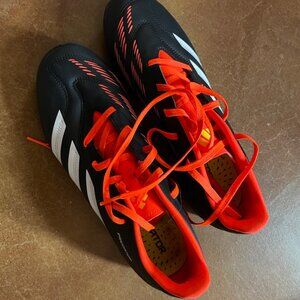 Adidas Predator Turf Shoes // Size 9.5